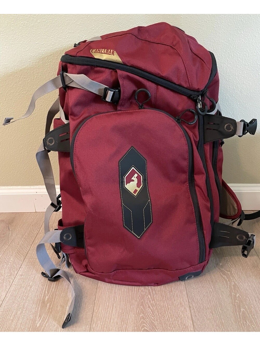 Camelback Backpack Hydration Pack for Outdoor Sports and Hiking 3L Bladder